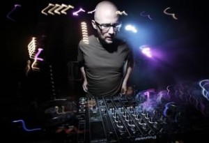 Moby – Little Idiot Chart