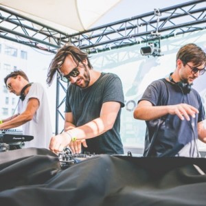 GHEIST Der Blaue Juli - Charts