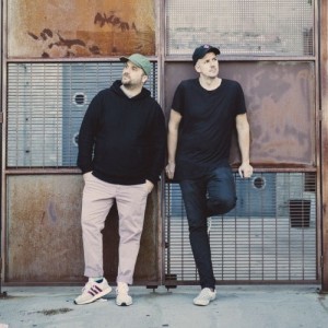 Walker & Royce Bodies Do The Uh Oh Chart