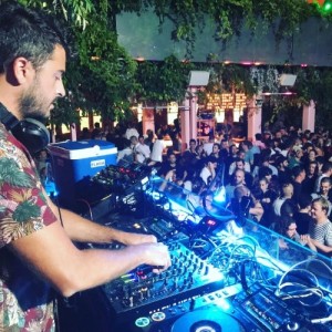 Darlyn Vlys Aeon All-Time favorites Chart