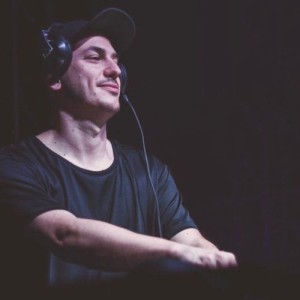 Dosem Downtown Parallax Chart