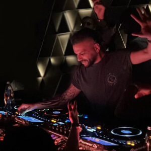 Neenoo March Top 10 Tracks Chart