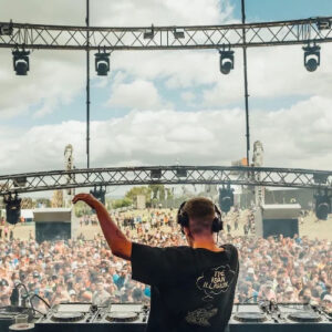 Mele Summer Bangers Chart