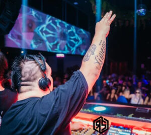 Omar Labastida Everybody Bounce Chart