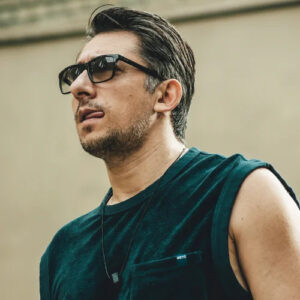 Dj Lion Fckng Serious Top 10 Chart