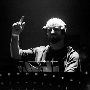 Juanito January Baybee Chart