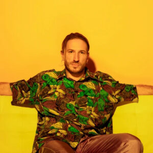 Emanuel Satie Happy Charts