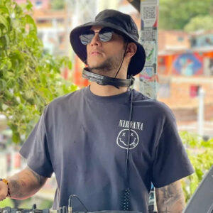 Hassio (Col) Hassio "Besame" July Chart 2024