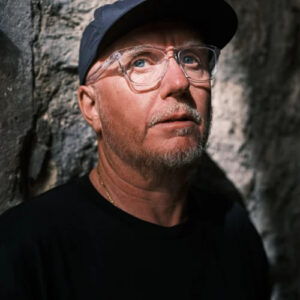 Radio Slave > T H E > L U N A T I C S > Chart