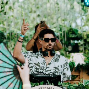 Miguel Bastida Halloween Chart