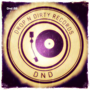 Caroles - TO YOU [DND88]