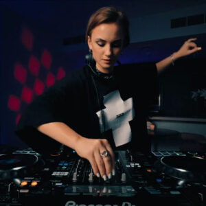 Mona Chrome Nameless Session Pt. 10 Chart