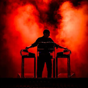 Etienne De Crecy 2025 Winter Season Mix Chart