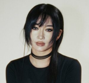 Marie Vaunt Hooked On The Bassline Chart