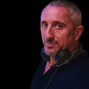 Saymon Gomez Dot Dot Chart